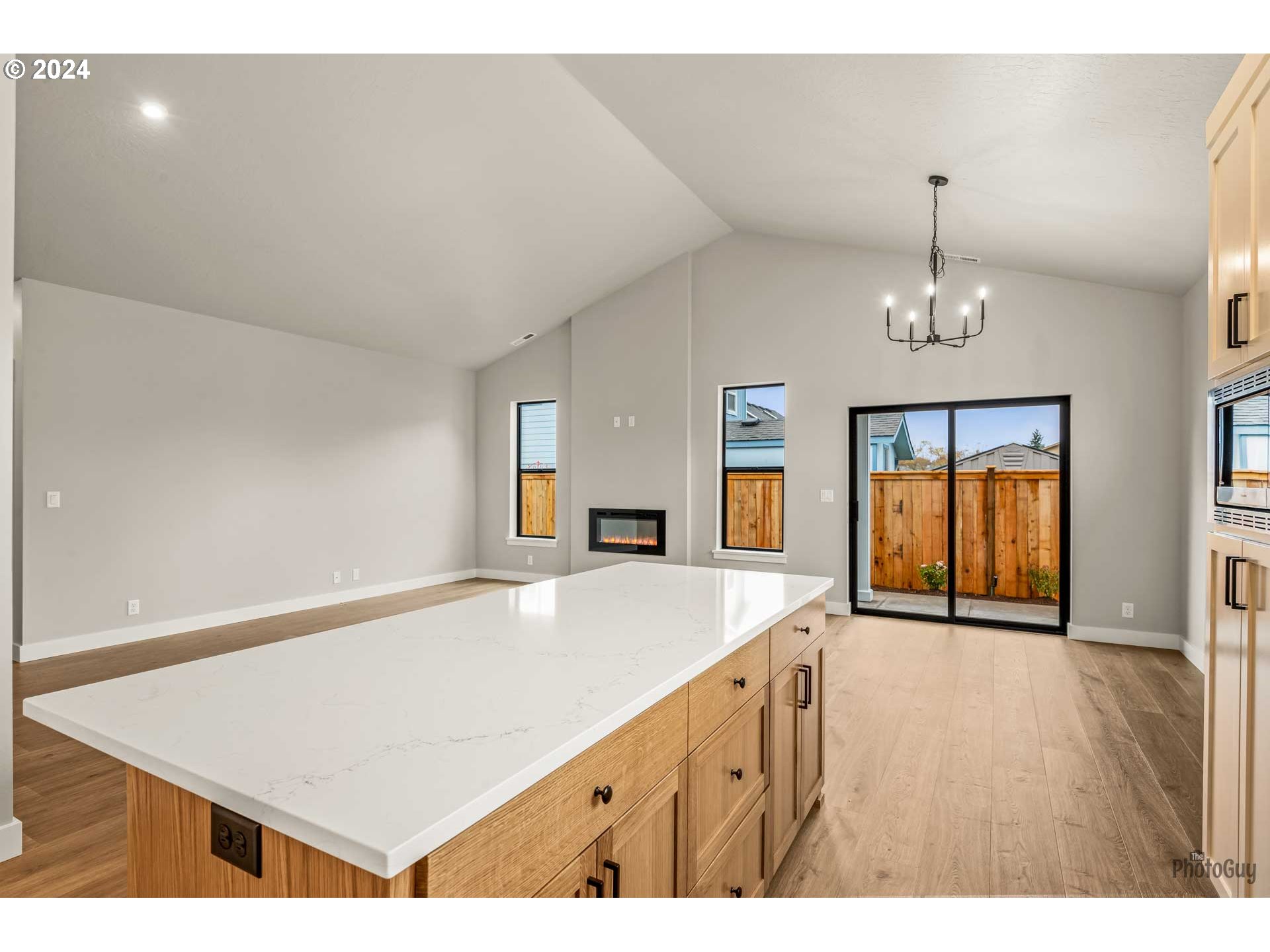 505 Buster Lane Eugene, OR 97404 - Photo 14 of 33