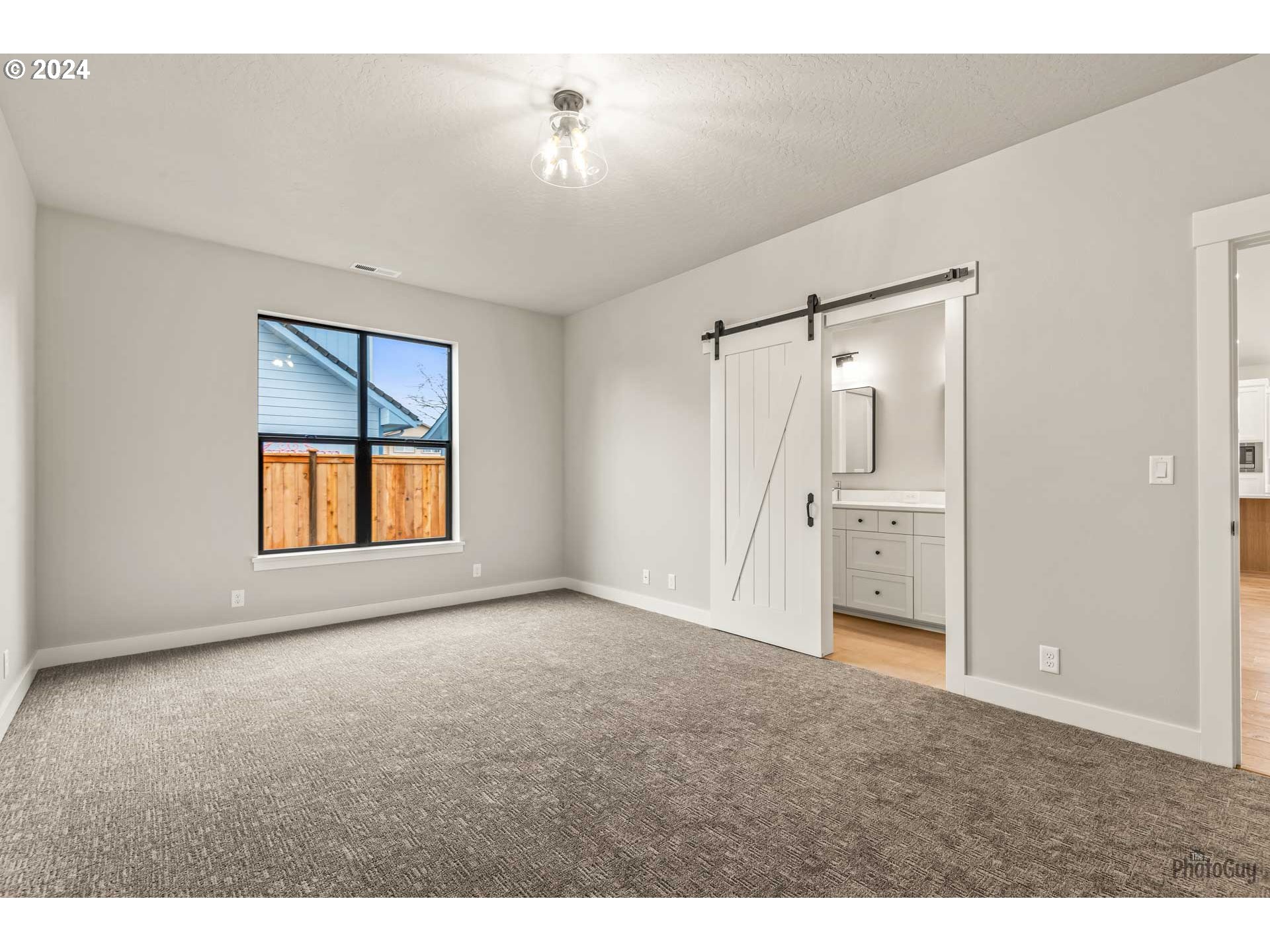 505 Buster Lane Eugene, OR 97404 - Photo 18 of 33