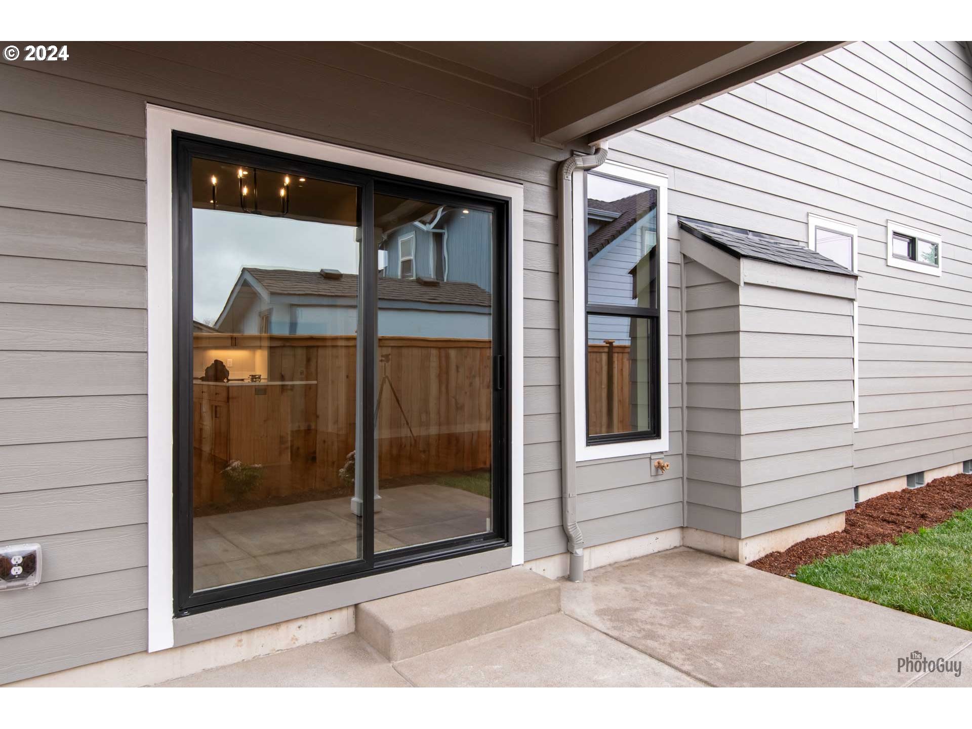 505 Buster Lane Eugene, OR 97404 - Photo 31 of 33