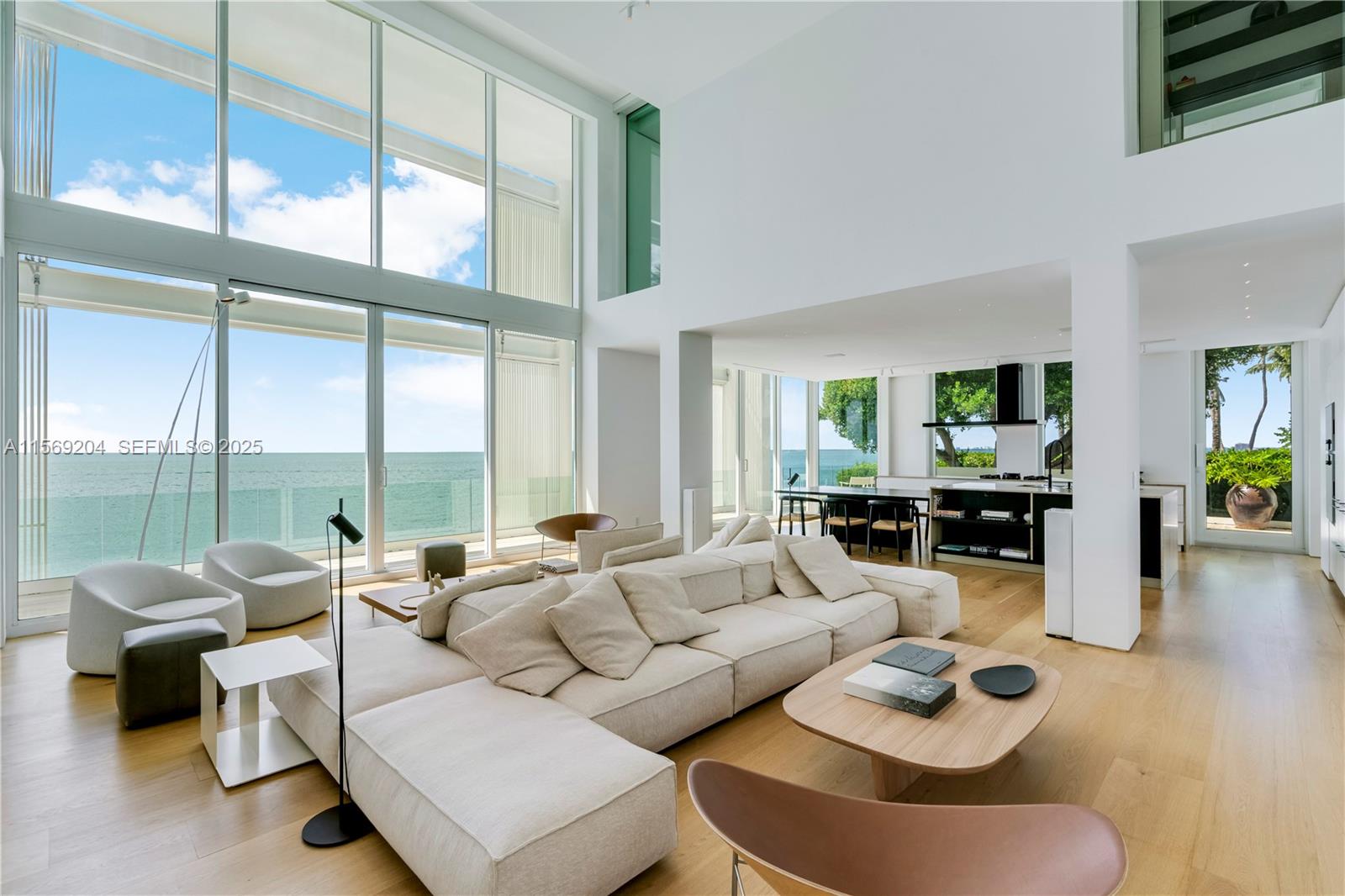 440 South Mashta Drive Key Biscayne, FL 33149 - Photo 11 of 100