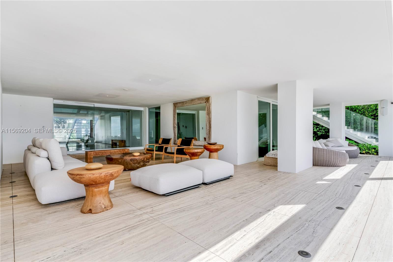 440 South Mashta Drive Key Biscayne, FL 33149 - Photo 20 of 100