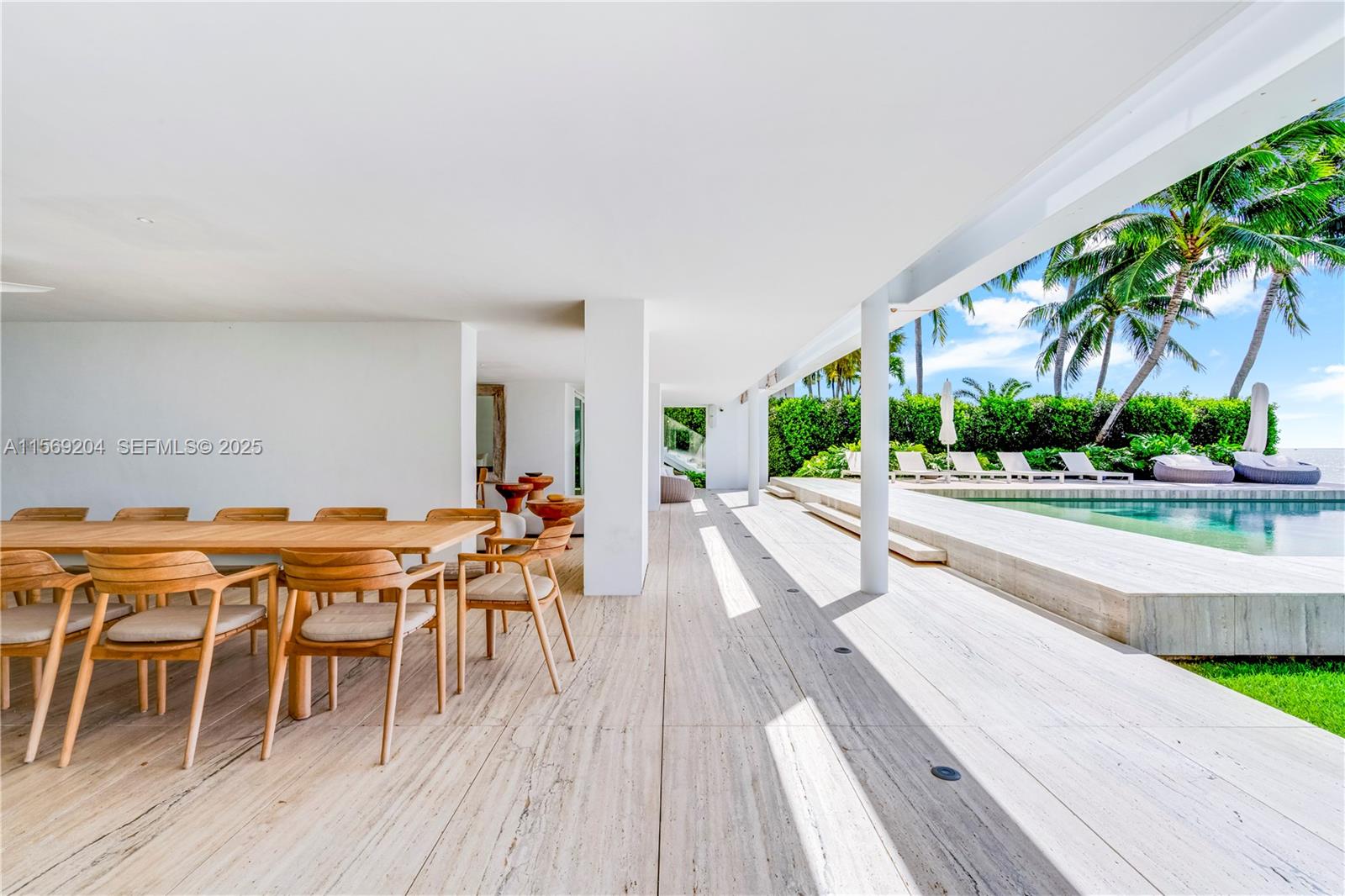 440 South Mashta Drive Key Biscayne, FL 33149 - Photo 21 of 100