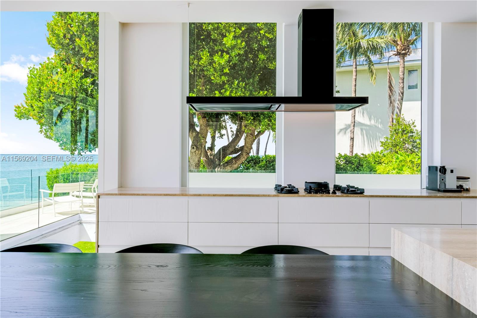 440 South Mashta Drive Key Biscayne, FL 33149 - Photo 28 of 100