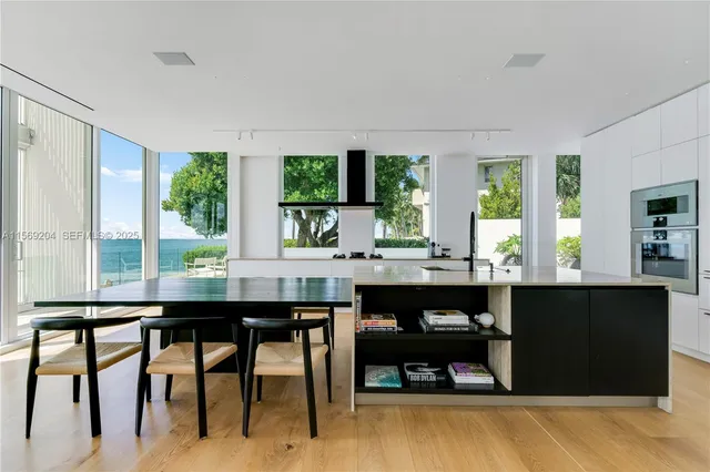 $100,000 | 440 South Mashta Drive, Key Biscayne, FL 33149