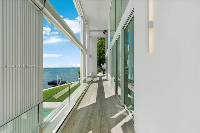 $100,000 | 440 South Mashta Drive, Key Biscayne, FL 33149