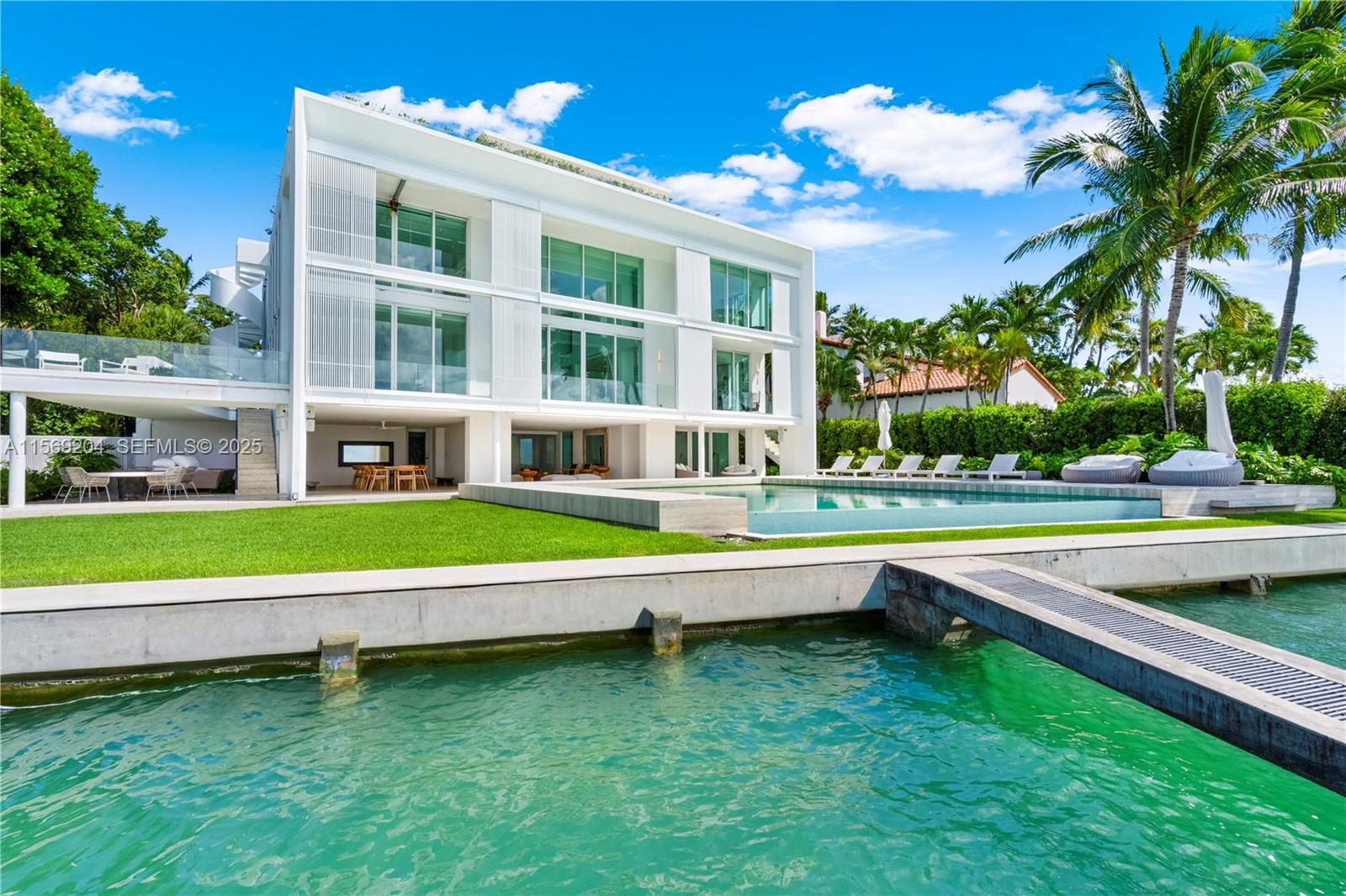 440 South Mashta Drive Key Biscayne, FL 33149 - Photo 49 of 100
