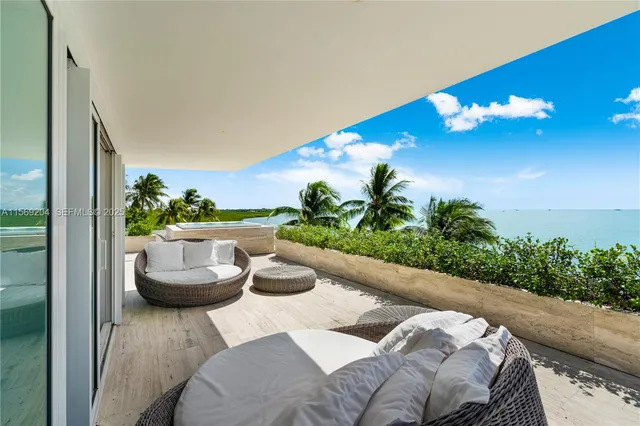 $100,000 | 440 South Mashta Drive, Key Biscayne, FL 33149