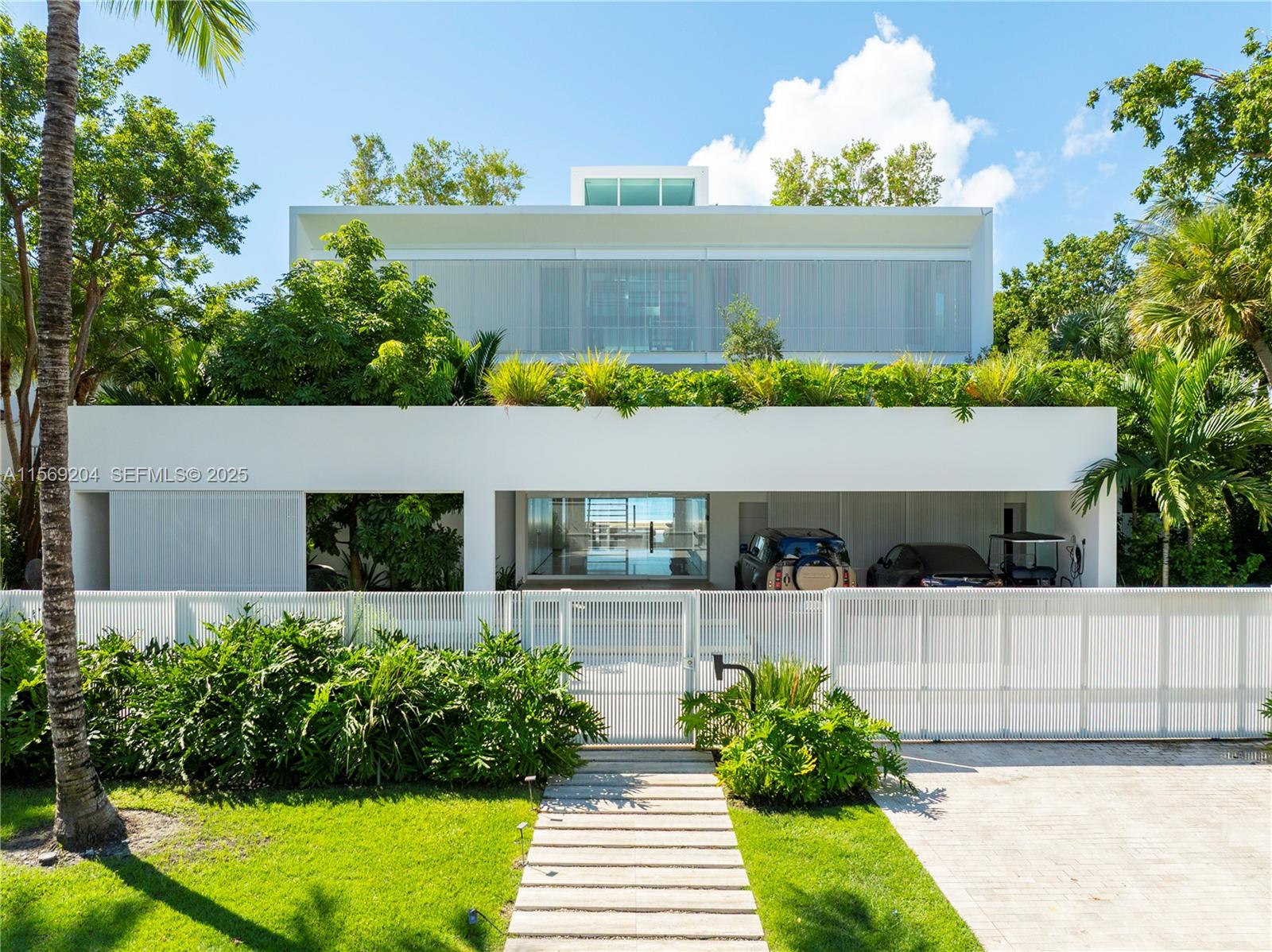 440 South Mashta Drive Key Biscayne, FL 33149 - Photo 62 of 100