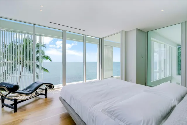 $100,000 | 440 South Mashta Drive, Key Biscayne, FL 33149