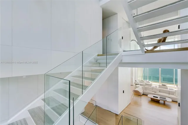 $100,000 | 440 South Mashta Drive, Key Biscayne, FL 33149