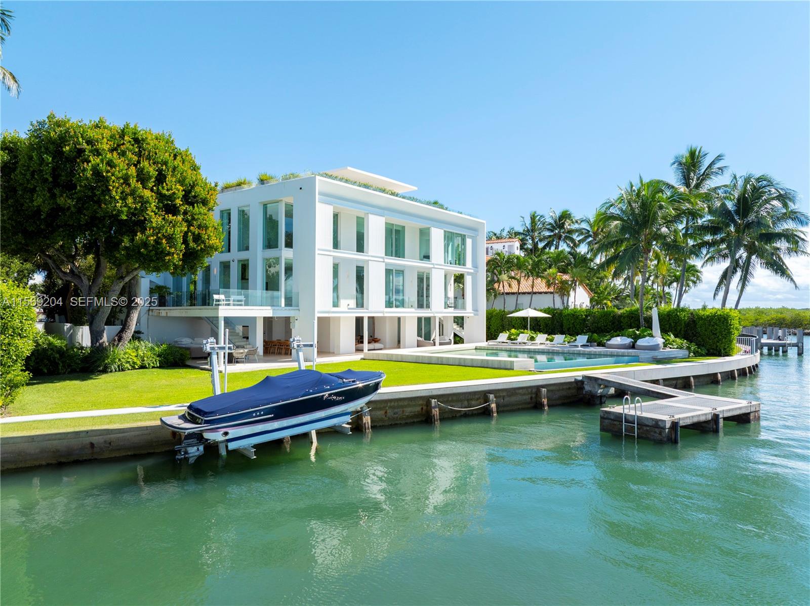 440 South Mashta Drive Key Biscayne, FL 33149 - Photo 98 of 100