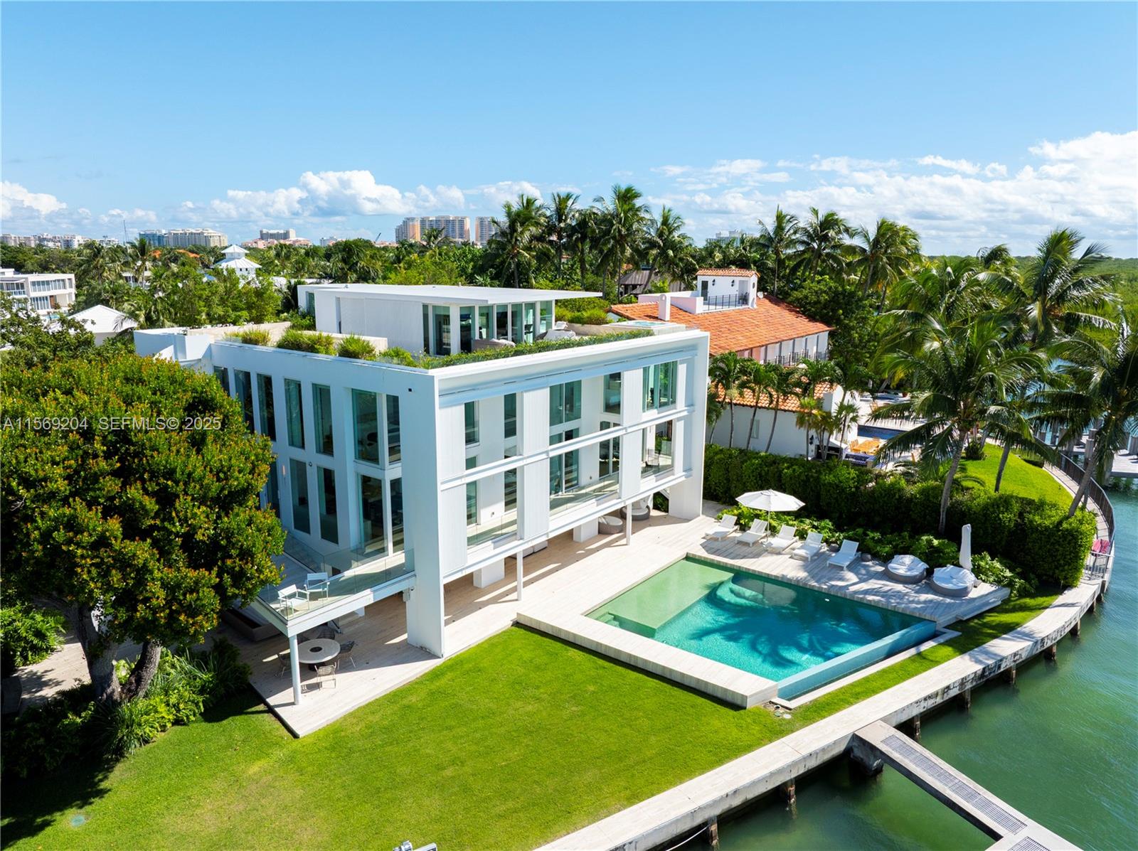 440 South Mashta Drive Key Biscayne, FL 33149 - Photo 99 of 100