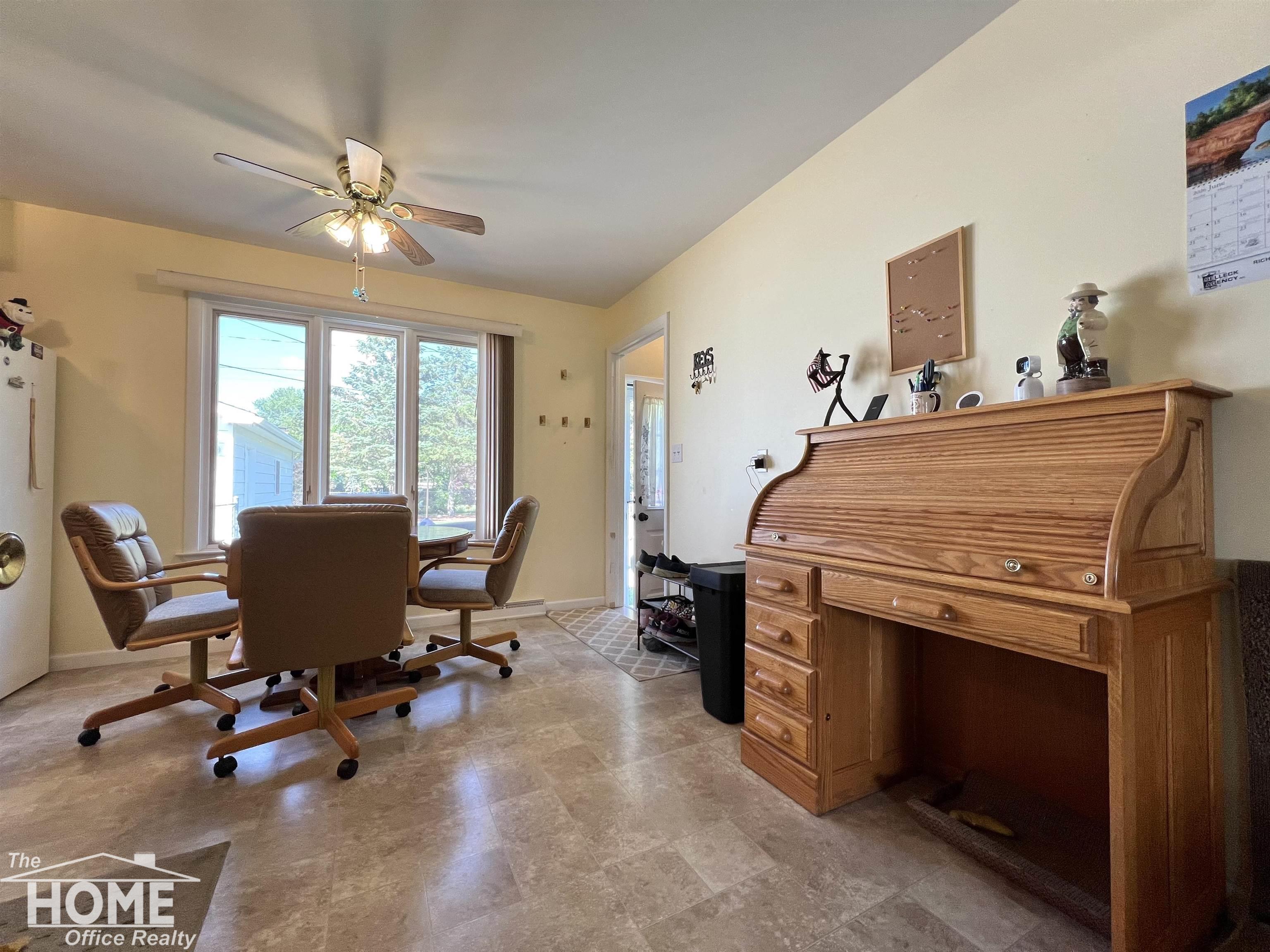 809 Moore Street Owosso, MI 48867 - Photo 7 of 43