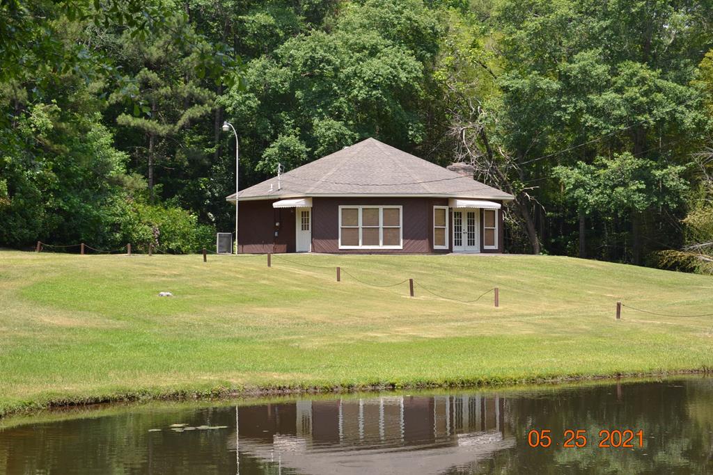4 Old Crawford Road Phenix City, AL 36870 - Photo 1 of 47 Main View