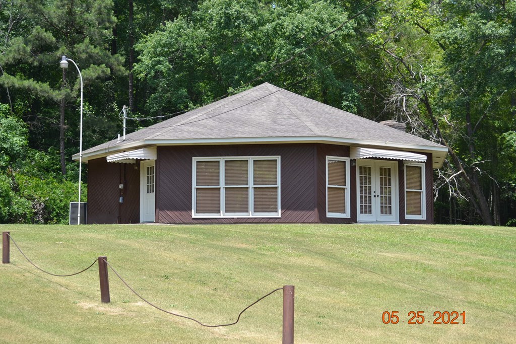 4 Old Crawford Road Phenix City, AL 36870 - Photo 8 of 47 Gallery Image 8