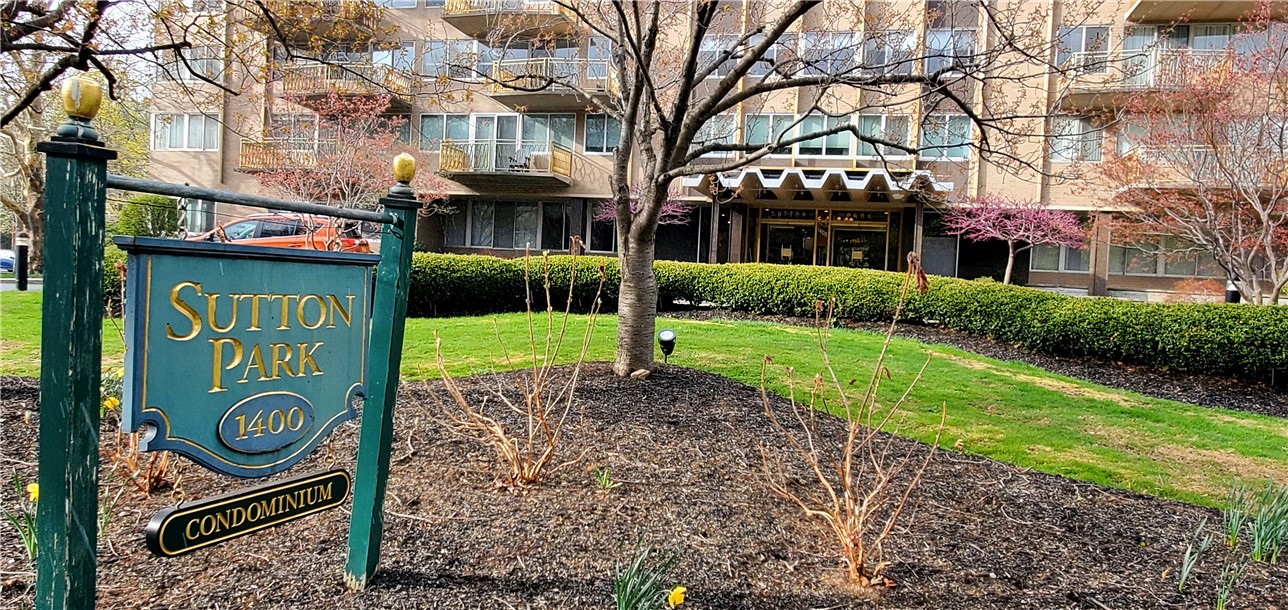 Fabulous Sutton Park Condominiums, located in the
