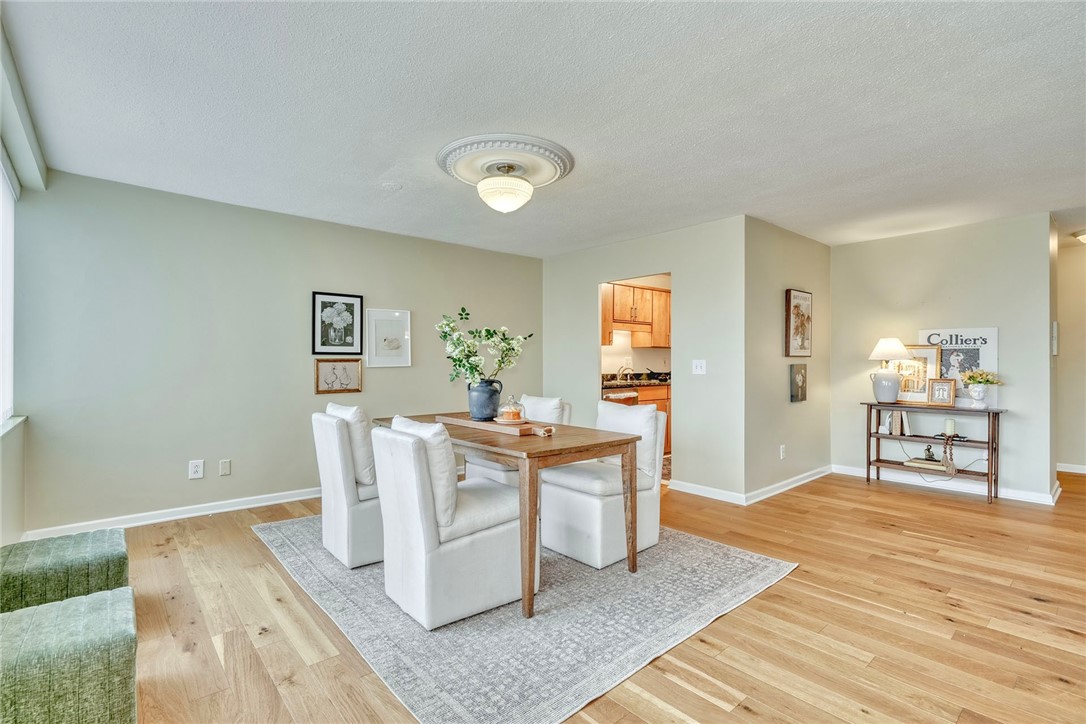 1400 East Avenue, Unit UN412 Rochester, NY 14610 - Photo 24 of 40 Another view of the dining area and entry way.