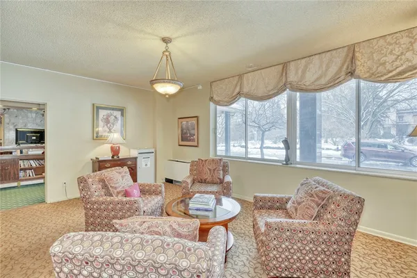 $298,900 | 1400 East Avenue, Unit UN412, Rochester, NY 14610