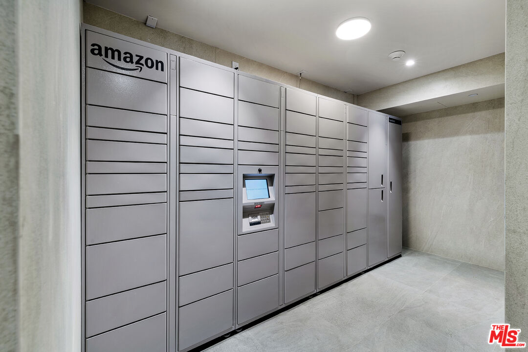 1644 Malcolm Avenue, Unit 420 Los Angeles, CA 90024 - Photo 47 of 64