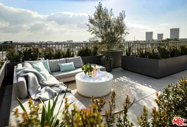 $14,500 | 1644 Malcolm Avenue, Unit 420, Los Angeles, CA 90024