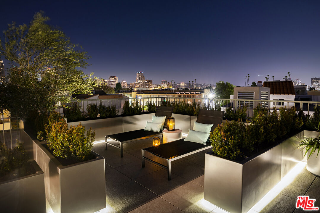 1644 Malcolm Avenue, Unit 420 Los Angeles, CA 90024 - Photo 62 of 64 a view of a couches in a balcony