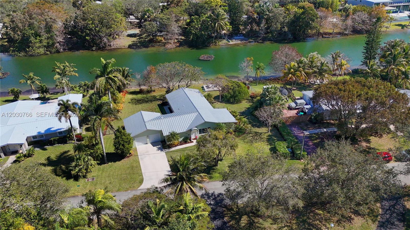 11625 Southwest 70th Avenue Pinecrest, FL 33156 - Photo 26 of 30