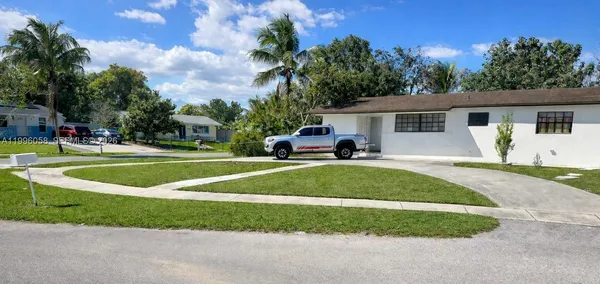 $3,000 | 15761 Southwest 303rd Street, Homestead, FL 33033