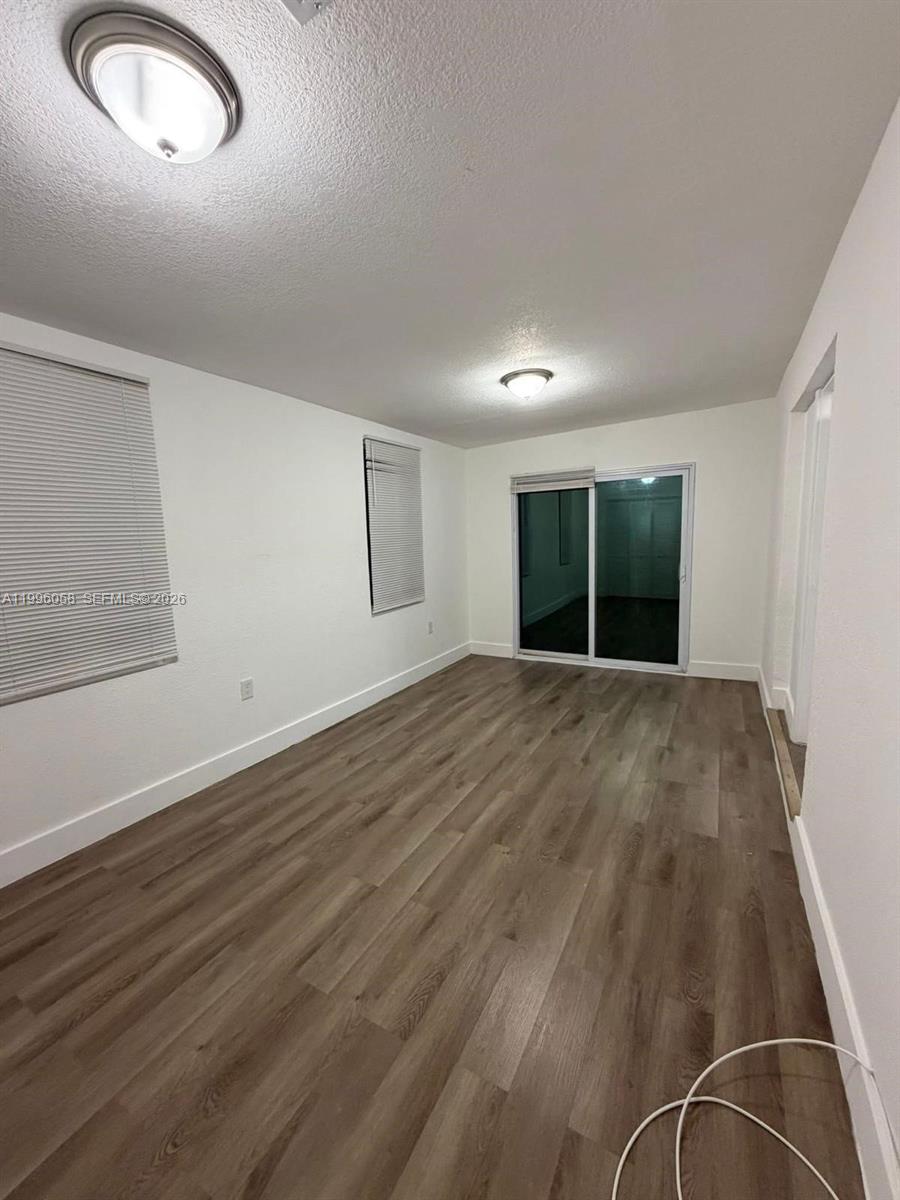 15761 Southwest 303rd Street Homestead, FL 33033 - Photo 5 of 12