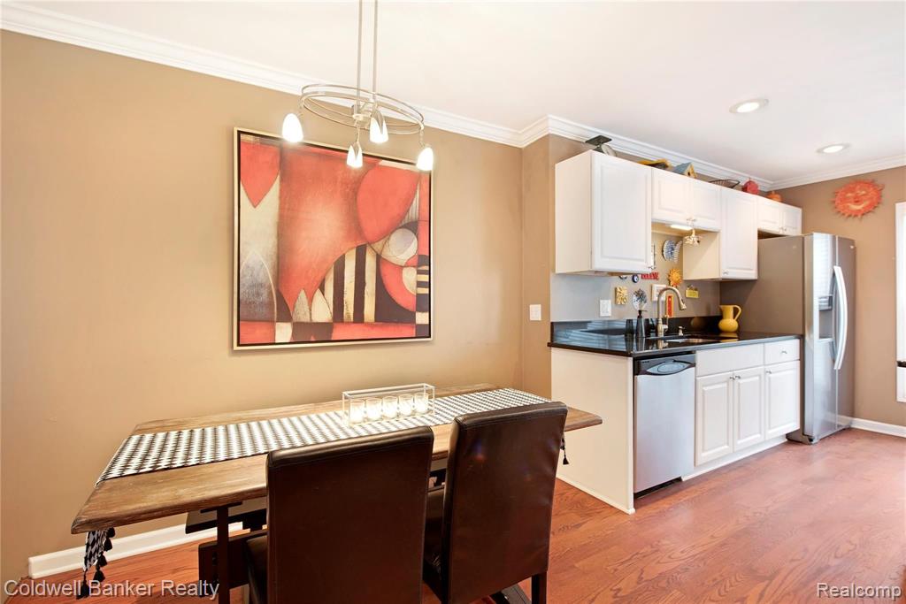 1314 Brook Lane Rochester Hills, MI 48306 - Photo 7 of 32