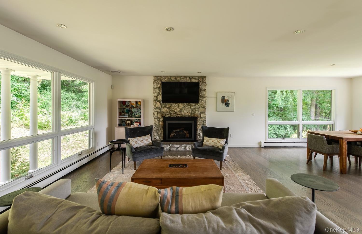 242 Milan Hollow Road Rhinebeck, NY 12572 - Photo 9 of 50