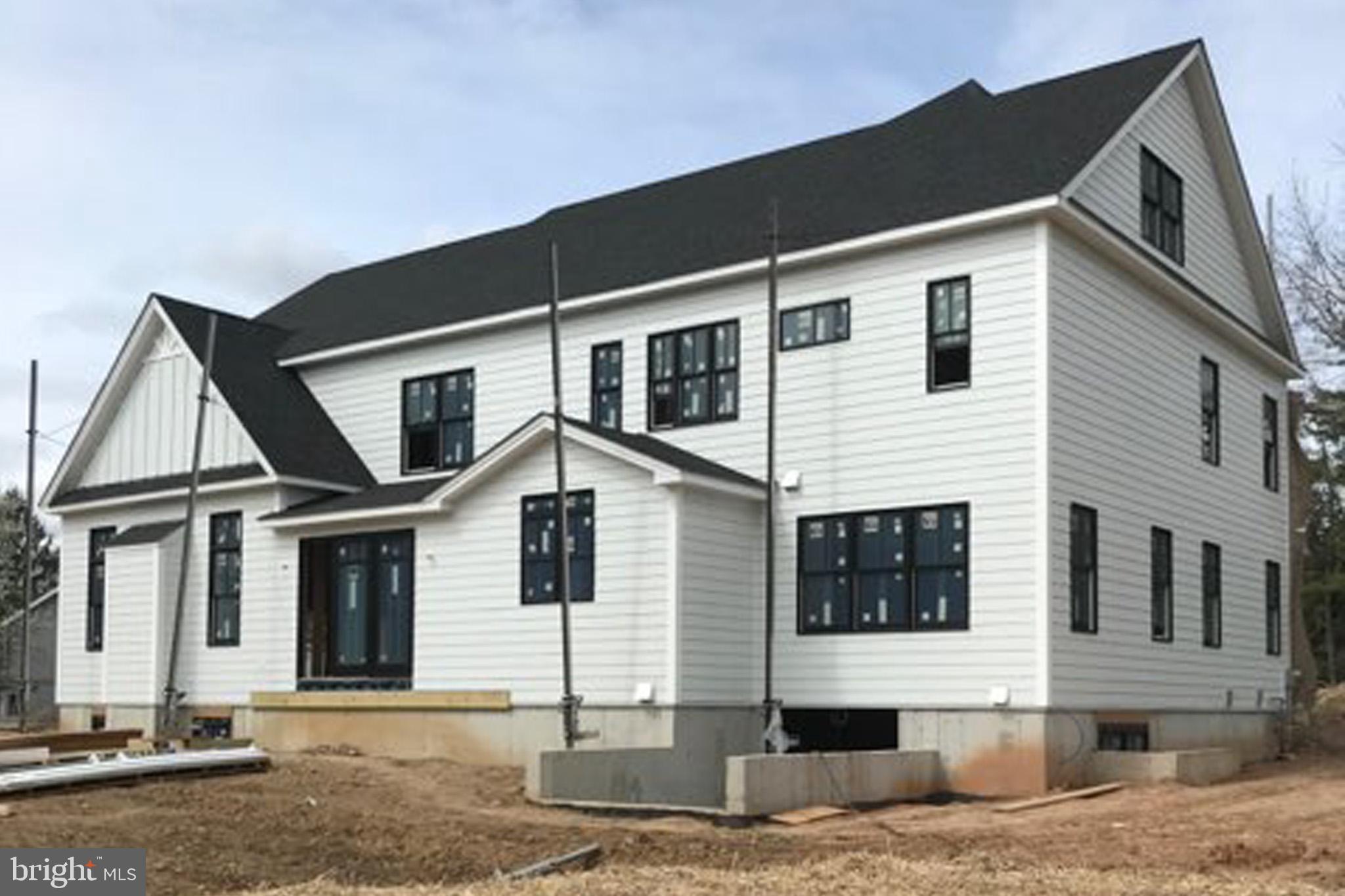 1069 Gypsy Hill Road Ambler, PA 19002 - Photo 5 of 20