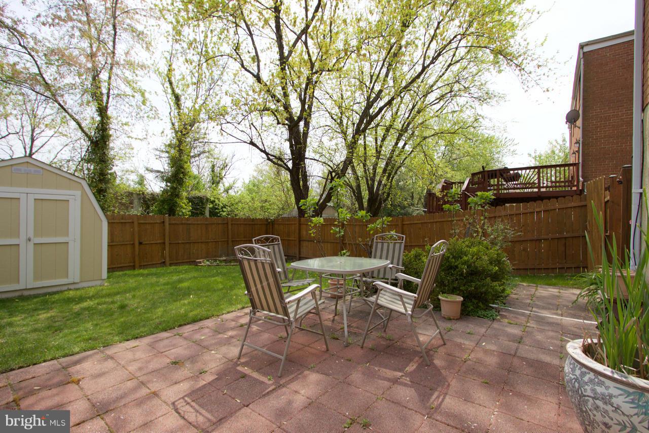 1009 Grovehill Road Baltimore, MD 21227 - Photo 22 of 30 Exterior (Rear)