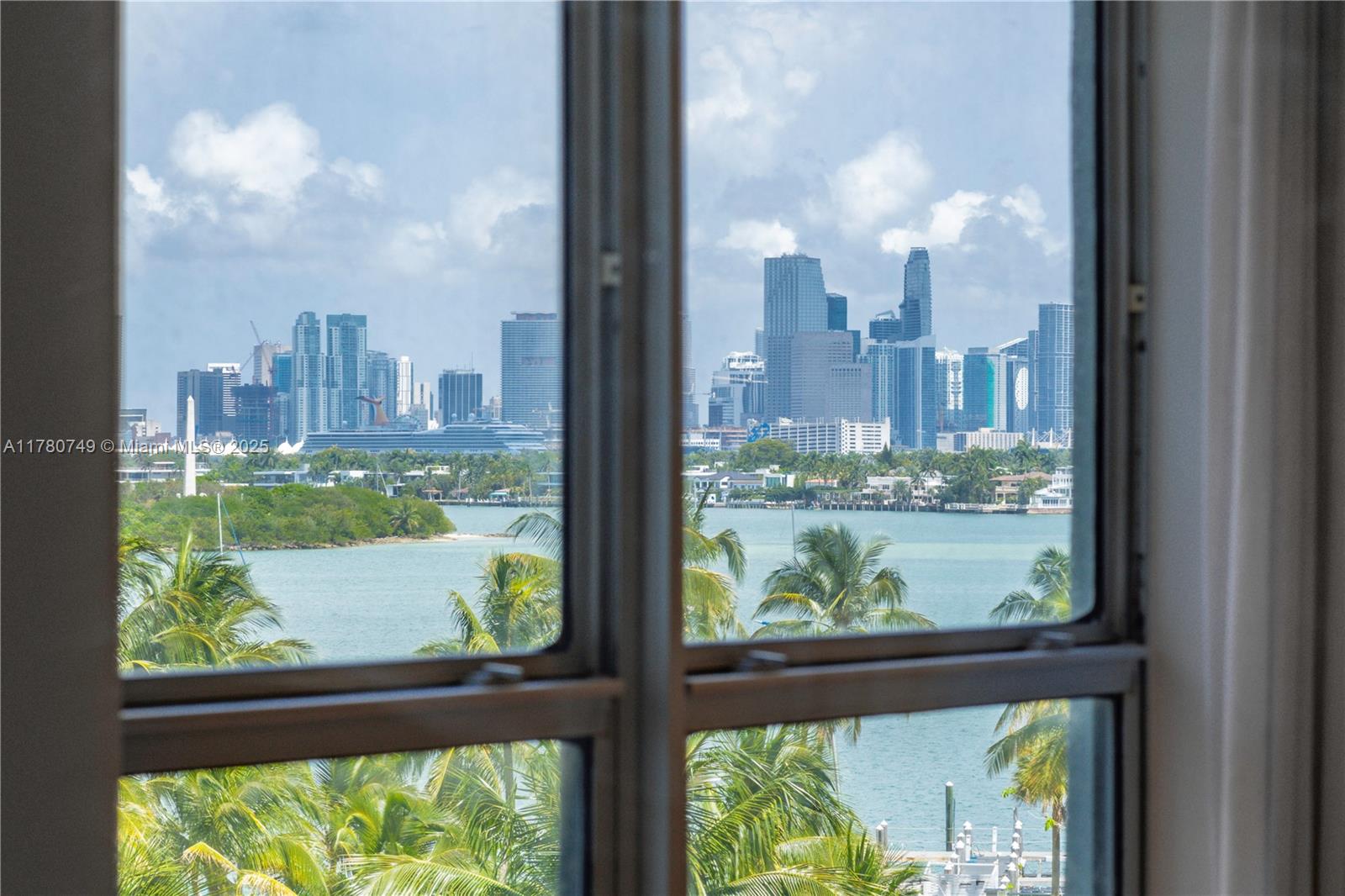1500 Bay Road, Unit 668S Miami Beach, FL 33139 - Photo 2 of 33 Gallery Image 2