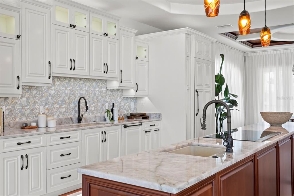 15912 Gulf Boulevard Redington Beach, FL 33708 - Photo 9 of 54