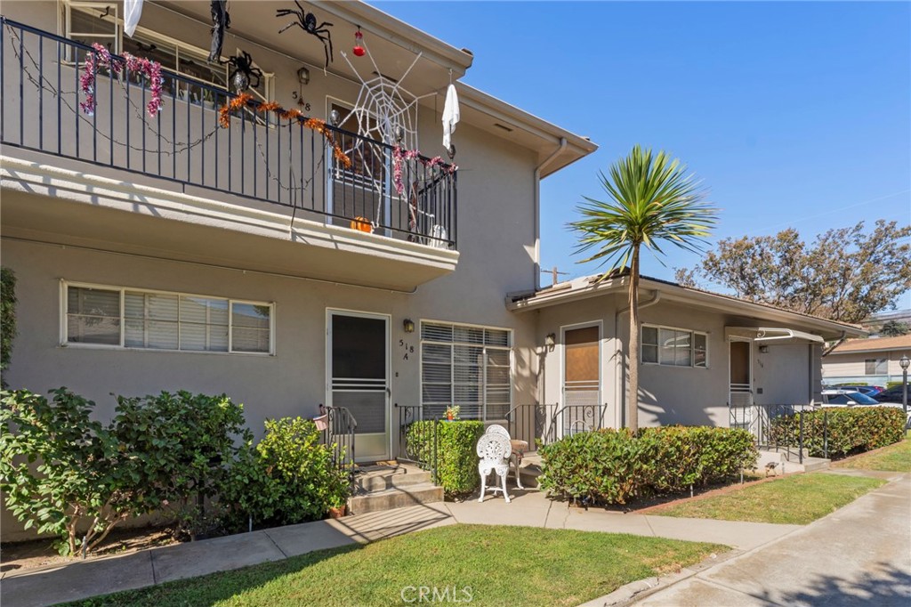 516 Linwood Avenue Monrovia, CA 91016 - Photo 6 of 23 front view of a house with a yard
