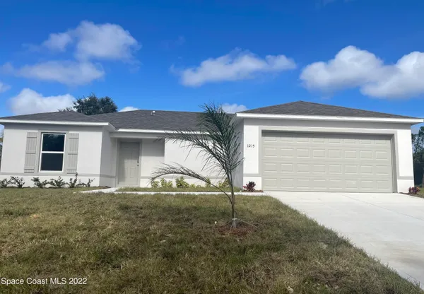 front view of house with a yard
