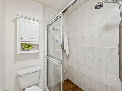 $949,900 | 601 97th Avenue North, Naples, FL 34108