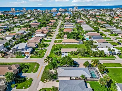 $919,000 | 601 97th Avenue North, Naples, FL 34108