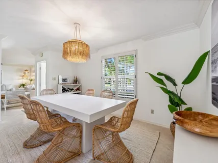 $919,000 | 601 97th Avenue North, Naples, FL 34108