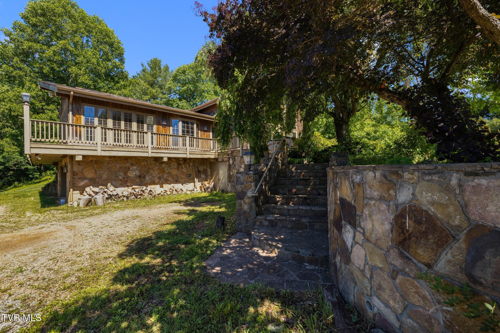 35000 Barrtree Lane Glade Spring, VA 24340 - Photo 63 of 79 IMG_8895