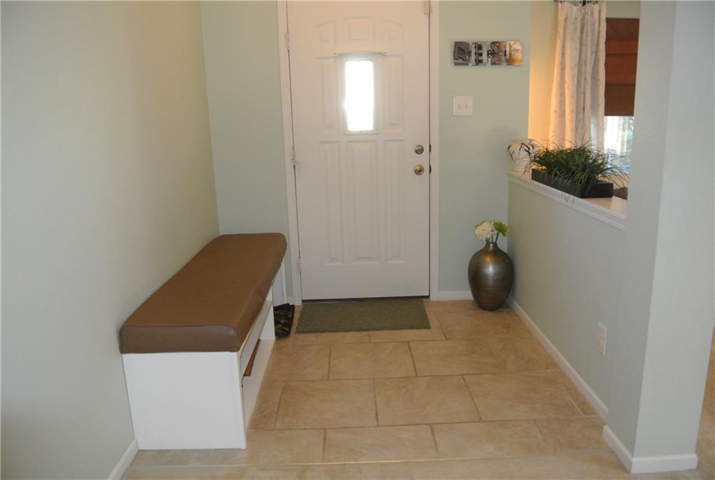 9242 West Reflection Court Pendleton, IN 46064 - Photo 2 of 40 Gallery Image 2