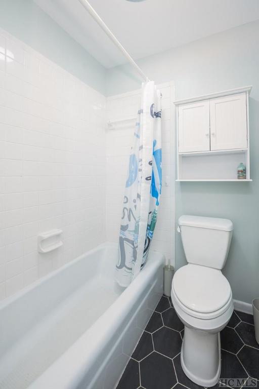 435-1B Overlook Road, Unit 1B Sapphire, NC 28774 - Photo 22 of 53 Gallery Image 22
