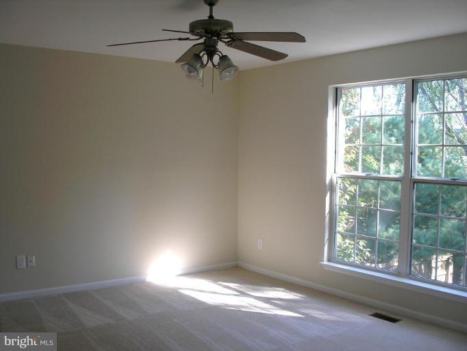 8542 Yoder Street Manassas, VA 20110 - Photo 19 of 20 Bedroom #1