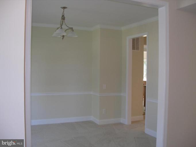 8542 Yoder Street Manassas, VA 20110 - Photo 6 of 20 Dining Room