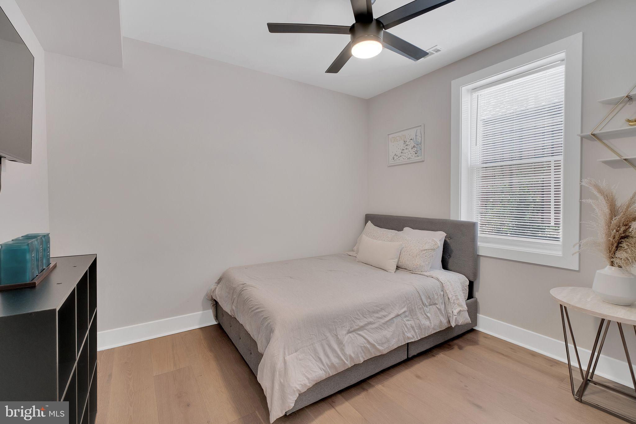 3811 Suitland Road Southeast Washington, DC 20020 - Photo 17 of 47