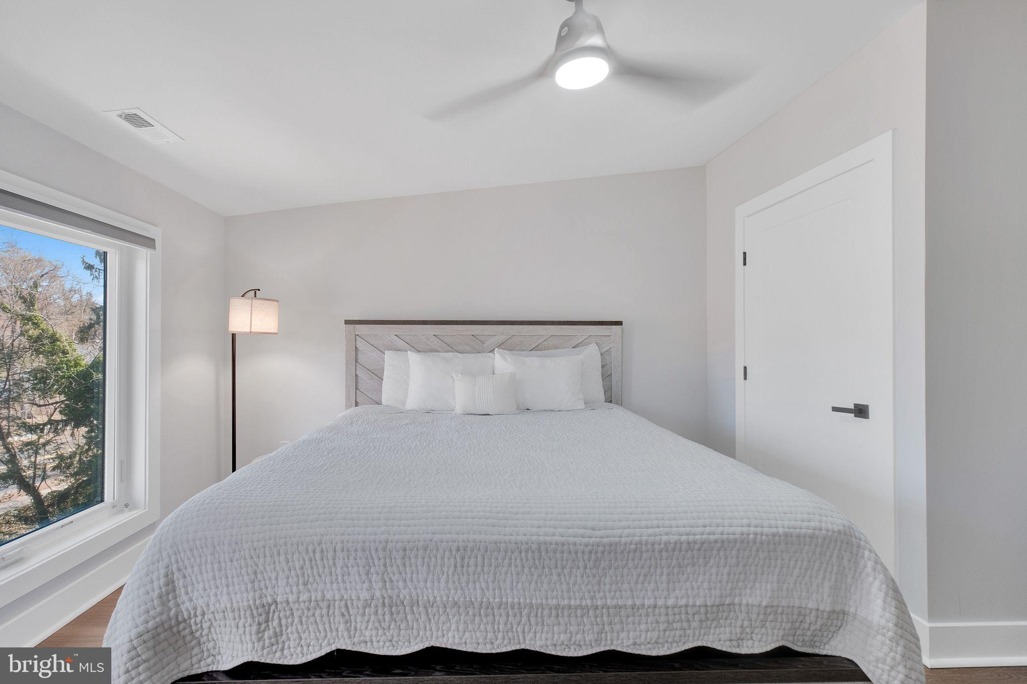 3811 Suitland Road Southeast Washington, DC 20020 - Photo 32 of 47 BR with loads of natural light.