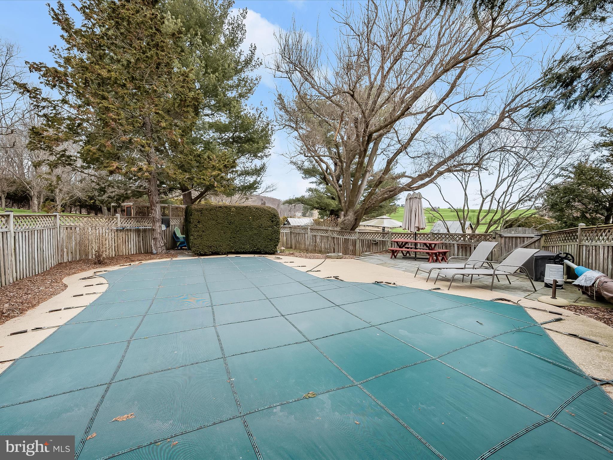 1818 Cape Horn Road Hampstead, MD 21074 - Photo 77 of 109 Swimming pool