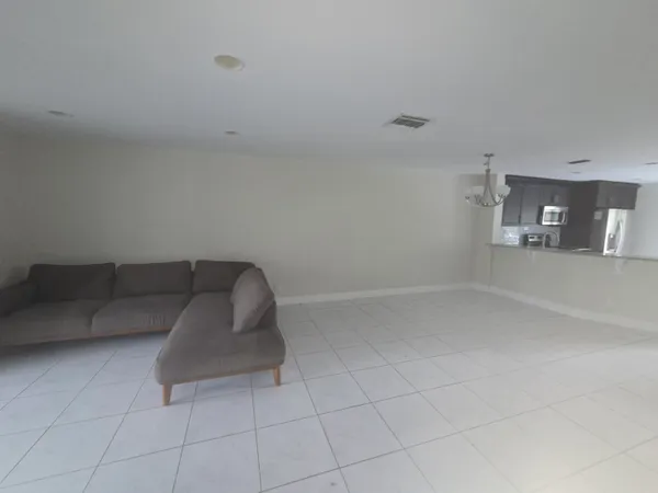 $3,600 | 7890 Lago Del Mar Drive, Unit 142, Boca Raton, FL 33433