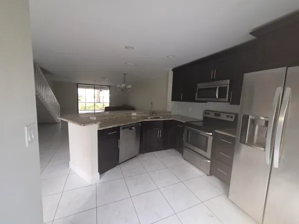 $3,600 | 7890 Lago Del Mar Drive, Unit 142, Boca Raton, FL 33433