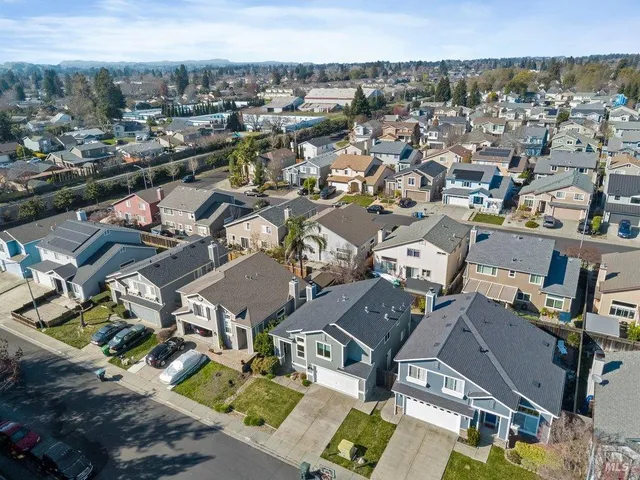 $775,000 | 1210 Maple Drive, Rohnert Park, CA 94928